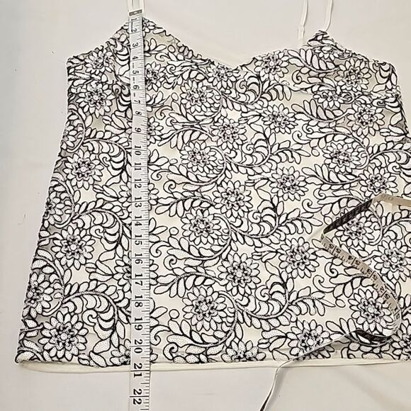 WHBM size M black and white sequin top - Picture 5 of 7